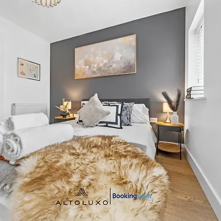 Comfortable 1br House With Fast Wifi & Near Transport By Altoluxo Short Lets & Serviced דירה בריסטול